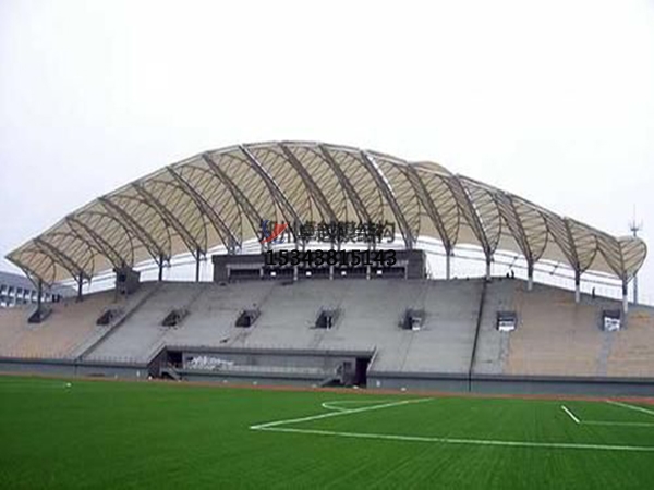 古浪<font color='red'>膜結構看臺</font>雨棚生產設計安裝