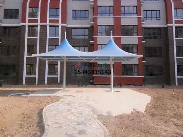 鄭州商業廣場<font color='red'>張拉膜結構</font>景觀棚/雨棚設計搭建