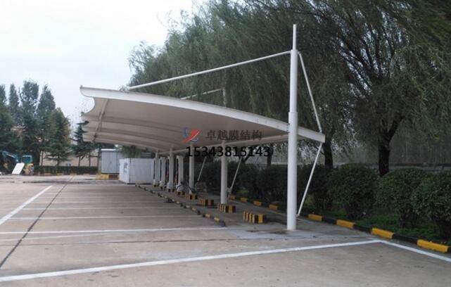 煙臺商業廣場雨棚搭建