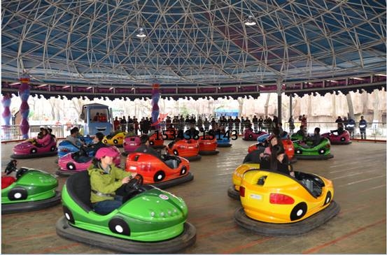 南陽景區極限旱滑游樂場彩色張拉膜銷售