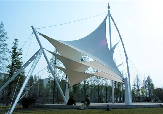 膜結構自行車車棚